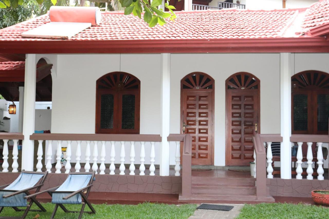 Goyambokka Guesthouse Tangalle Exterior photo