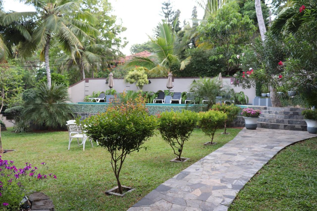 Goyambokka Guesthouse Tangalle Exterior photo