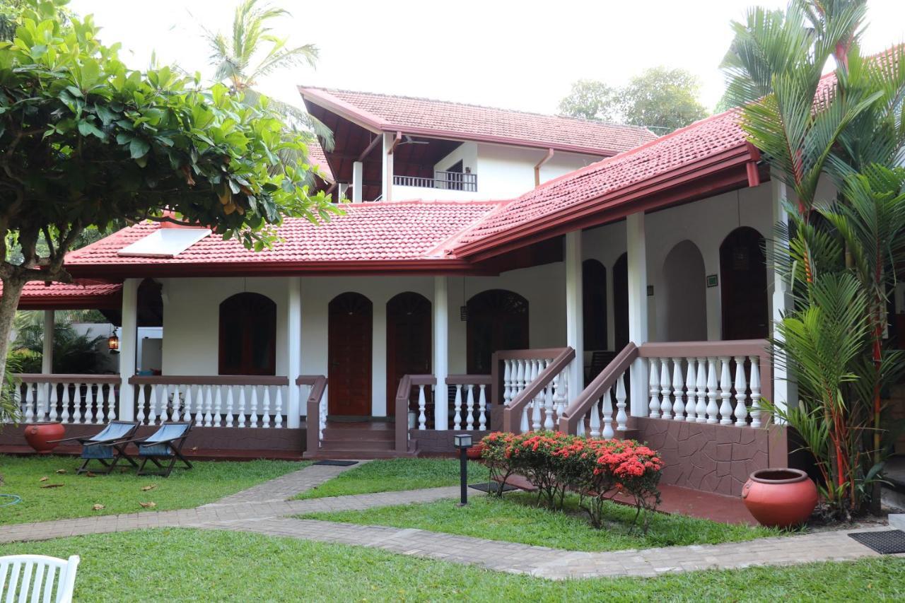 Goyambokka Guesthouse Tangalle Exterior photo