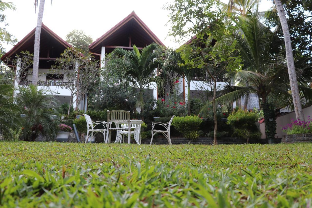 Goyambokka Guesthouse Tangalle Exterior photo